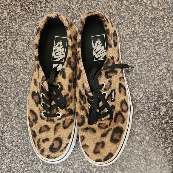 Vans Leopard Print Shoes Size 9 - Picture 3 of 8